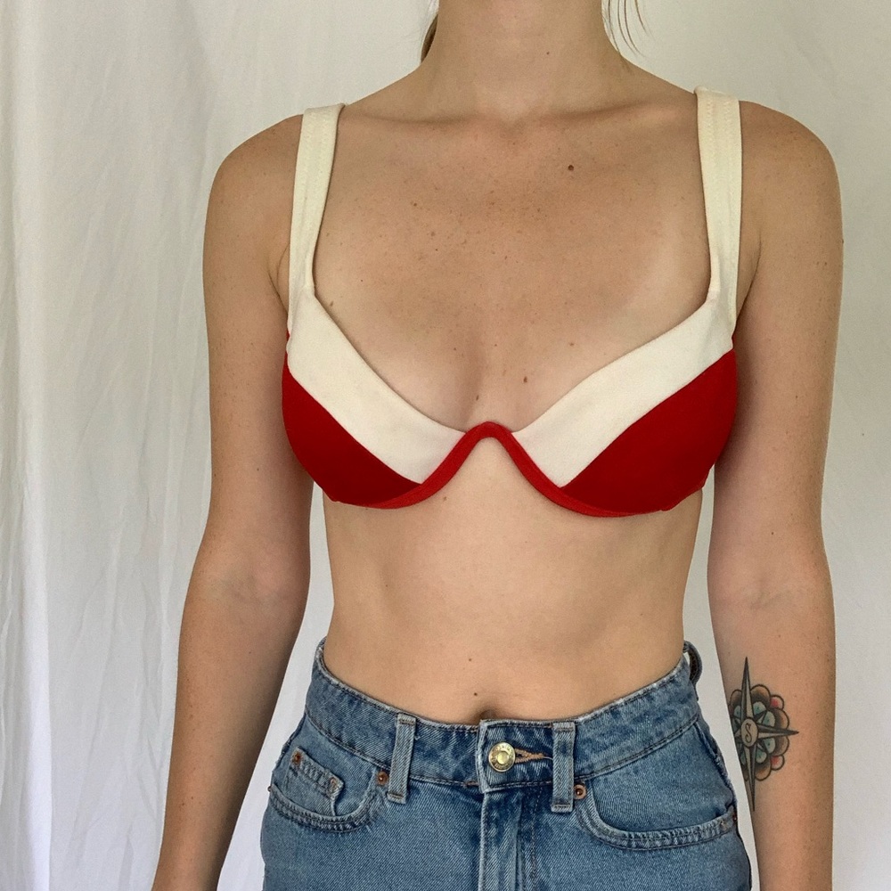 Robin Piccone Vintage 1990s Red and While Pushup Wire Bikini Top